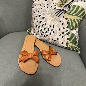 Sarah Flint Mirjana flat sandal lightly worn.